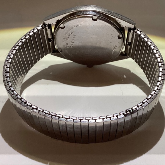 CLASSIC VINTAGE SEIKO WATCH - Picture 2 of 2